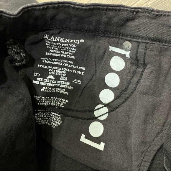 Blank NYC Mid Rise Studded Skinny Faded Jeans - Picture 6 of 8